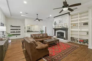 6801 Bellaire Ct S, Benbrook, TX 76132 - Photo 9