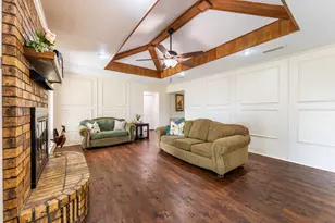 815 W Cook St, Josephine, TX 75173 - Photo 11