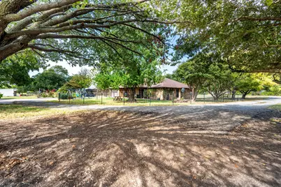 815 W Cook Street, Josephine, TX 75173 - Photo 39