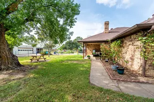 815 W Cook St, Josephine, TX 75173 - Photo 31