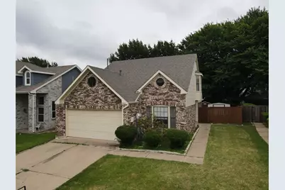 2083 Sundance Court, Lewisville, TX 75067 - Photo 3