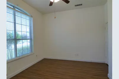 3904 Valez Drive, Carrollton, TX 75007 - Photo 25