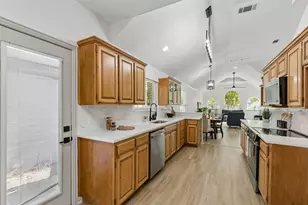 1503 Milla Ct, Euless, TX 76039 - Photo 13