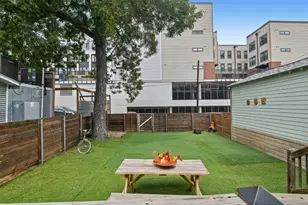 223 W Eighth St, Dallas, TX 75208 - Photo 25