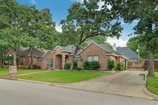 3402 Blue Forest Dr, Arlington, TX 76001 - Photo 1