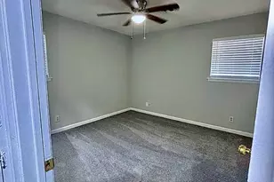 2115 N 9th St, Temple, TX 76501 - Photo 13
