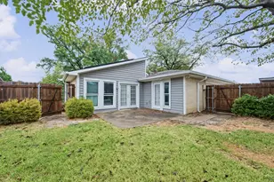 1882 Hillcrest Dr, Lewisville, TX 75077 - Photo 25