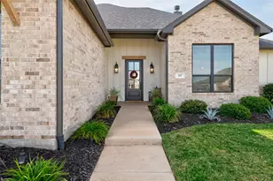 317 Blackhawk Dr, Abilene, TX 79602 - Photo 3