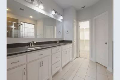 5112 Engleswood Trail, Lewisville, TX 75056 - Photo 13