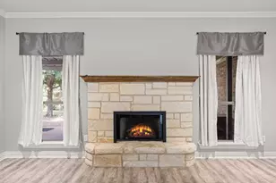 304 Jade Ln, Weatherford, TX 76086 - Photo 9