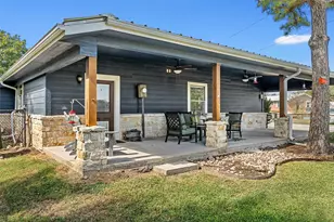 111 N Morgan Street W, Mount Calm, TX 76673 - Photo 21