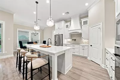 10201 Castleberry Lane, Waco, TX 76712 - Photo 9