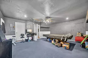 1110 Vegas Dr, Garland, TX 75042 - Photo 21