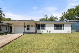 1725 Grace St, Arlington, TX 76010 - Photo 1