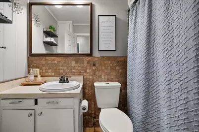 1725 Grace Street, Arlington, TX 76010 - Photo 17