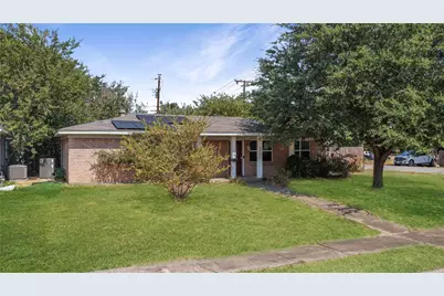 2201 Linwood Lane, Irving, TX 75061 - Photo 3