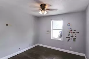 2201 Linwood Ln, Irving, TX 75061 - Photo 13