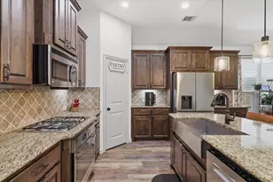 616 Seabourne Dr, Saginaw, TX 76179 - Photo 9