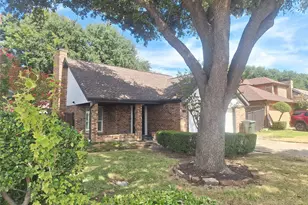 2707 Belmeade Dr, Carrollton, TX 75006 - Photo 3