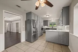 1305 Tierra Calle, Carrollton, TX 75006 - Photo 5