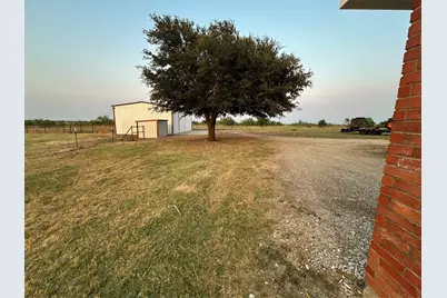 1177 Plover, Ponder, TX 76259 - Photo 13