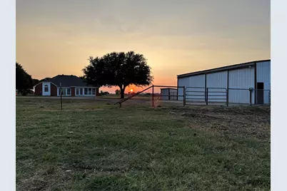 1177 Plover, Ponder, TX 76259 - Photo 15
