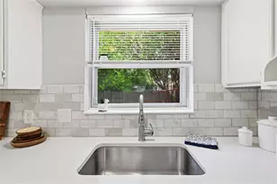 2114 Brookshire St, Arlington, TX 76010 - Photo 13
