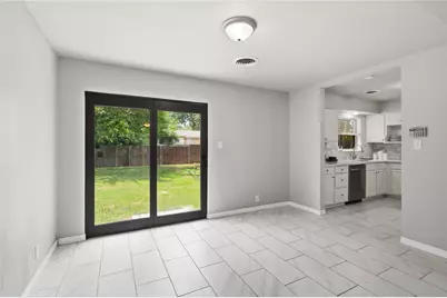 2114 Brookshire Street, Arlington, TX 76010 - Photo 9