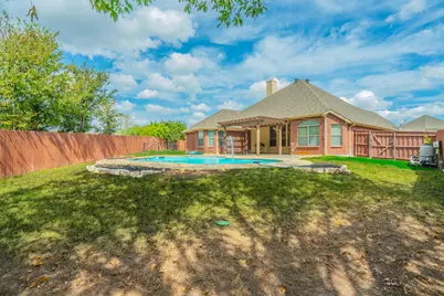 1805 Vista Royale Court, Fort Worth, TX 76108 - Photo 25