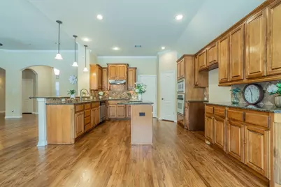 1805 Vista Royale Court, Fort Worth, TX 76108 - Photo 7
