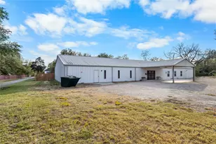 803 Chestnut St, Commerce, TX 75428 - Photo 1