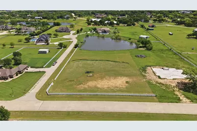 900 Show Master Court, Bartonville, TX 76226 - Photo 9