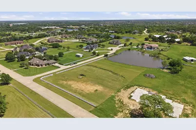 900 Show Master Court, Bartonville, TX 76226 - Photo 7