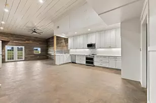 8667 US-377, Collinsville, TX 76233 - Photo 23