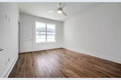 13325 Bee Street #406, Farmers Branch, TX 75234 - Photo 17