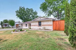 2983 Amber Ln, Farmers Branch, TX 75234 - Photo 13
