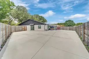 3301 Excalibur Cir, Garland, TX 75044 - Photo 25