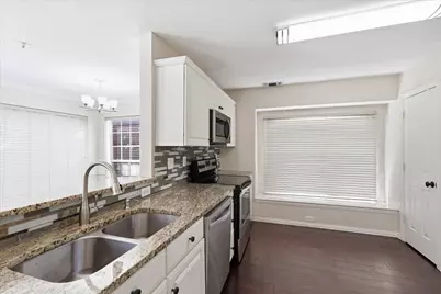 14608 Hawthorne Court, Addison, TX 75001 - Photo 9