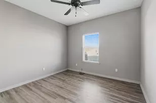 101 W Capps St, Rio Vista, TX 76093 - Photo 13
