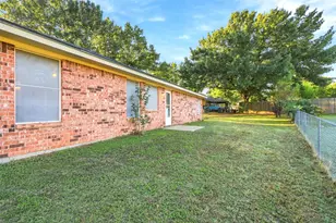 304 Sage Trail, Springtown, TX 76082 - Photo 27