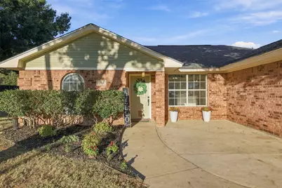 304 Sage Trail, Springtown, TX 76082 - Photo 1