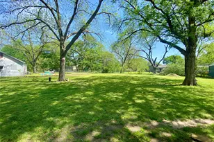 1115 S 6th St, Bonham, TX 75418 - Photo 19