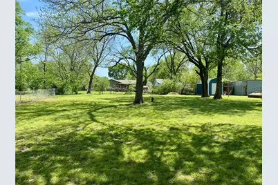 1115 S 6th Street, Bonham, TX 75418 - Photo 17