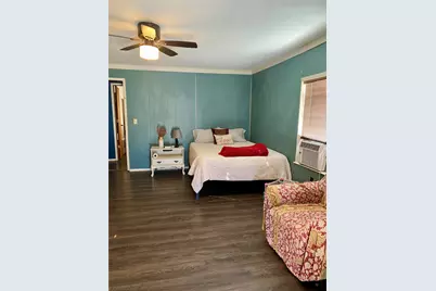 1115 S 6th Street, Bonham, TX 75418 - Photo 9