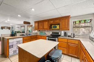 718 Suncrest Dr, Tool, TX 75143 - Photo 9