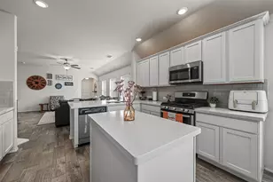 5833 Dew Plant Way, Fort Worth, TX 76123 - Photo 17