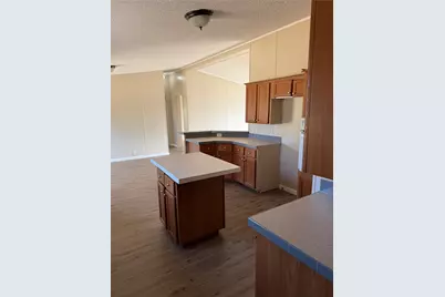 143 Summit Ridge Lane, Springtown, TX 76082 - Photo 9