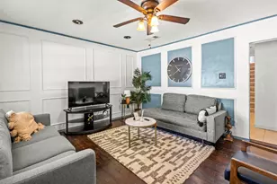 1223 N Center St, Arlington, TX 76011 - Photo 3
