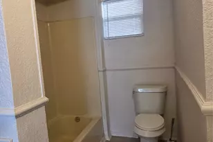531 W Spurgeon St, Fort Worth, TX 76115 - Photo 9