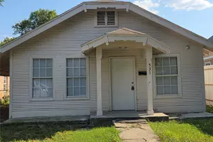 531 W Spurgeon St, Fort Worth, TX 76115 - Photo 13